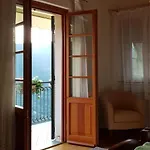 Elsa House Bed & Breakfast Mezzanego